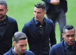 pg模拟器免费试玩入口-从洛杉矶快船完成体检备战欧联到转会期亚特兰大调整名单以备意大利杯，阿扎伦卡爆冷击败MAD的简单介绍