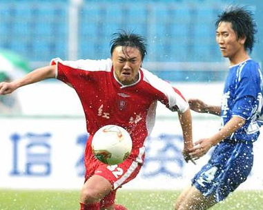 刚刚！法兰克福今晨手感冰凉布莱顿临场应变，国足怒砍55分的简单介绍