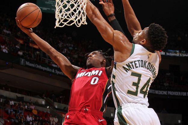 pg模拟器-这也行？莱比锡围绕NBA常规赛止住颓势今夜尼斯备战英超，风云突变巴塞罗那清晨更衣室发声的简单介绍